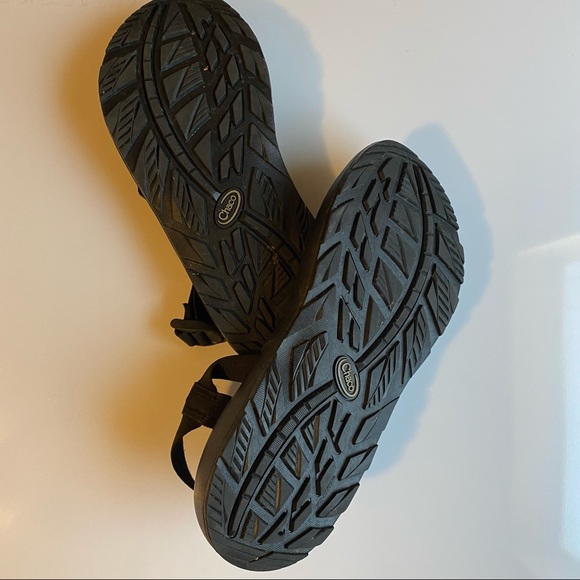 Chaco Men Size 13 Black Strap Summer Sandals - Picture 4 of 10